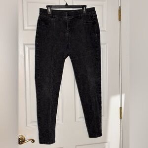 White House Black Market Dark Wash Skinny Jeans Size Large